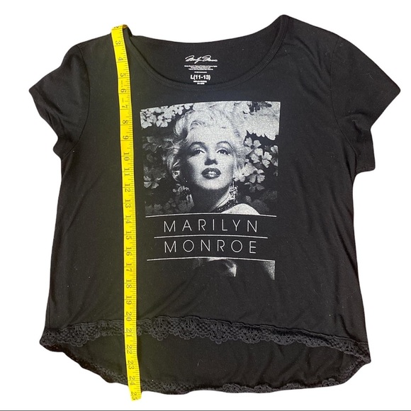 Marilyn Monroe croptop - Picture 3 of 6
